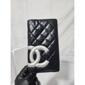 CHANEL Luxury Black Quilted Leather Long Wallet with Silver CC Emblem